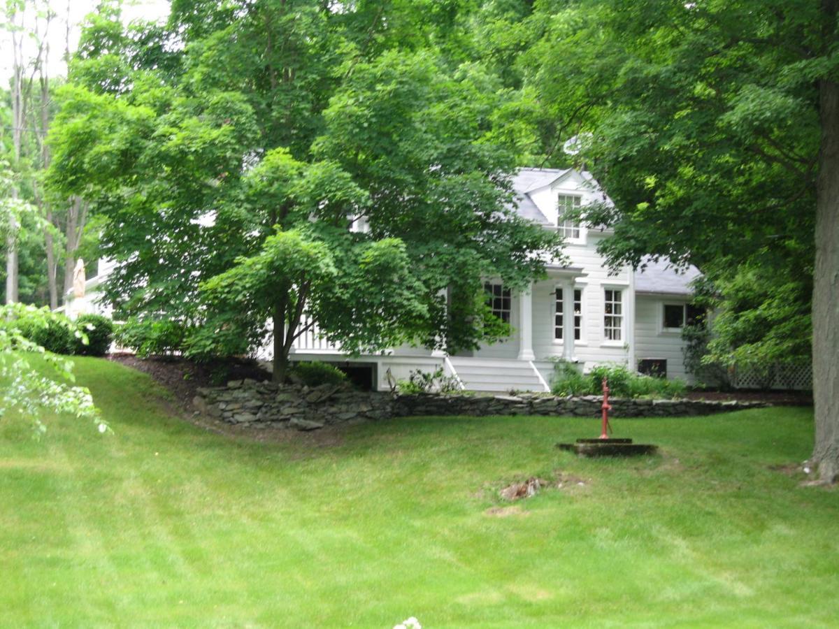 Bed and Breakfast Private Setting On Country Farm Near Rhinebeck Clinton Corners Экстерьер фото